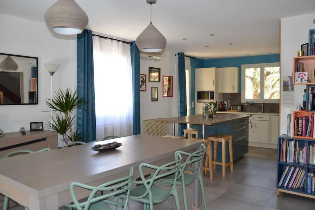 Jolie Villa, Piscine, 10min Centre Ville, Wifi Villa *